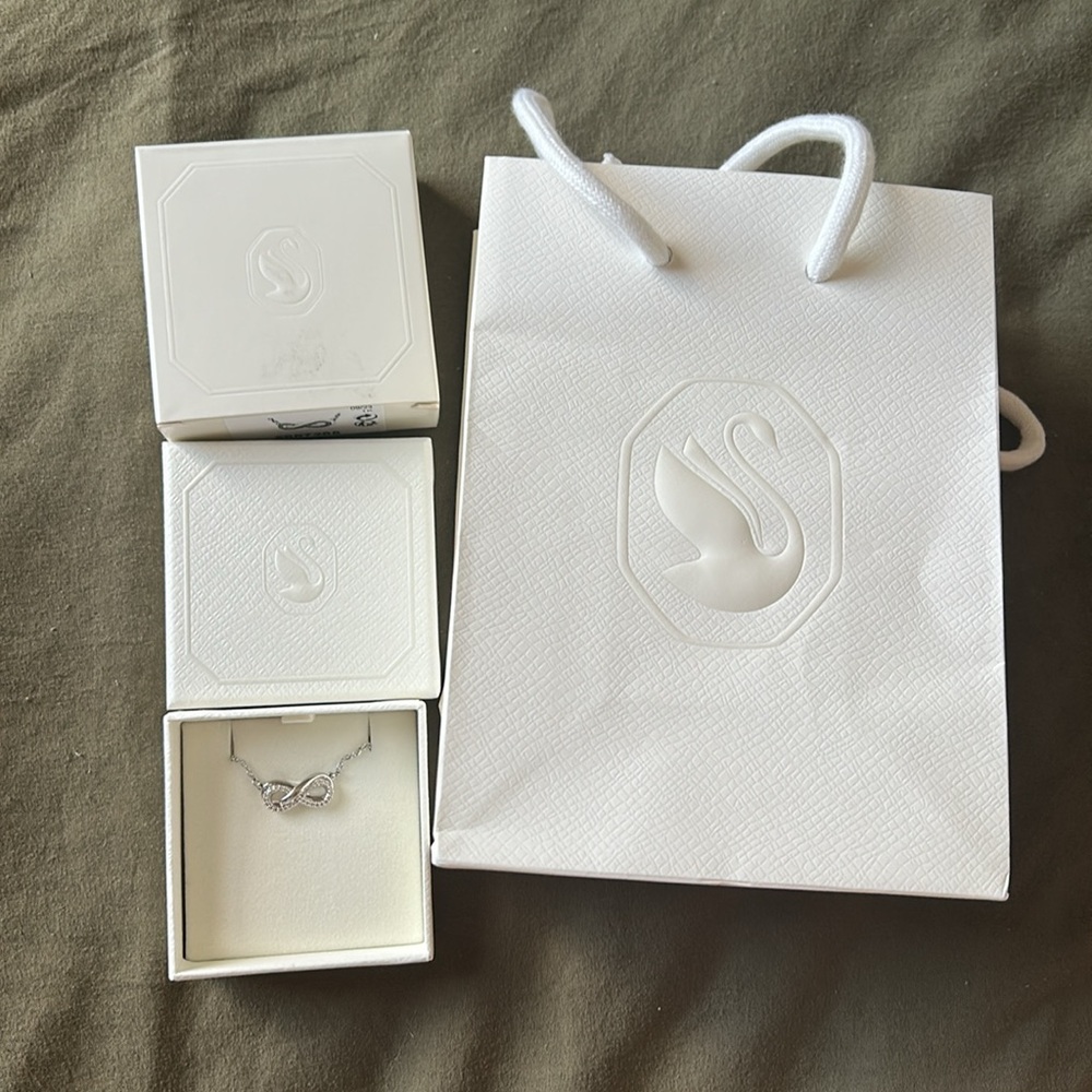 Silver Infinity Necklace - Picture 2 of 4